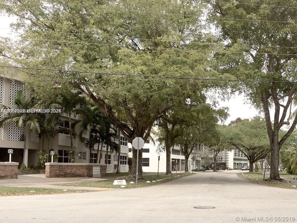 6580 Santona Street A39 Property Photo 2