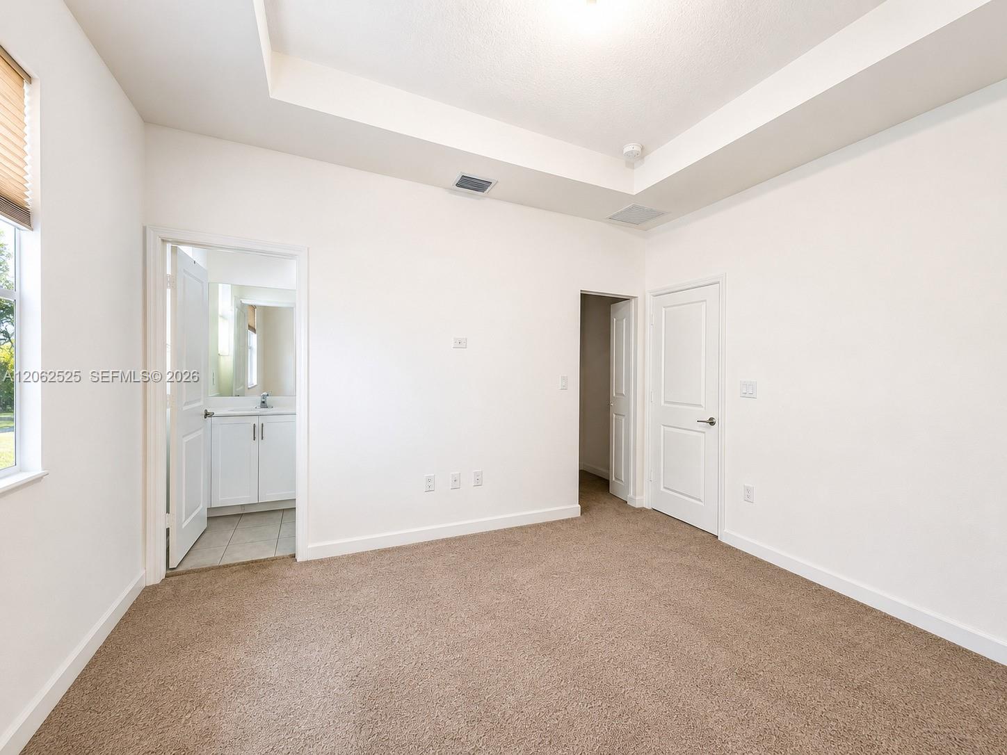 A12062525 Property Photo 5