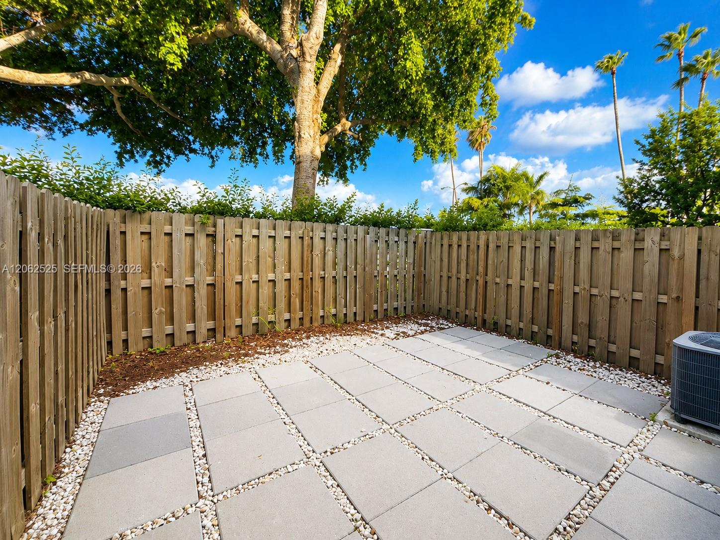 A12062525 Property Photo 10