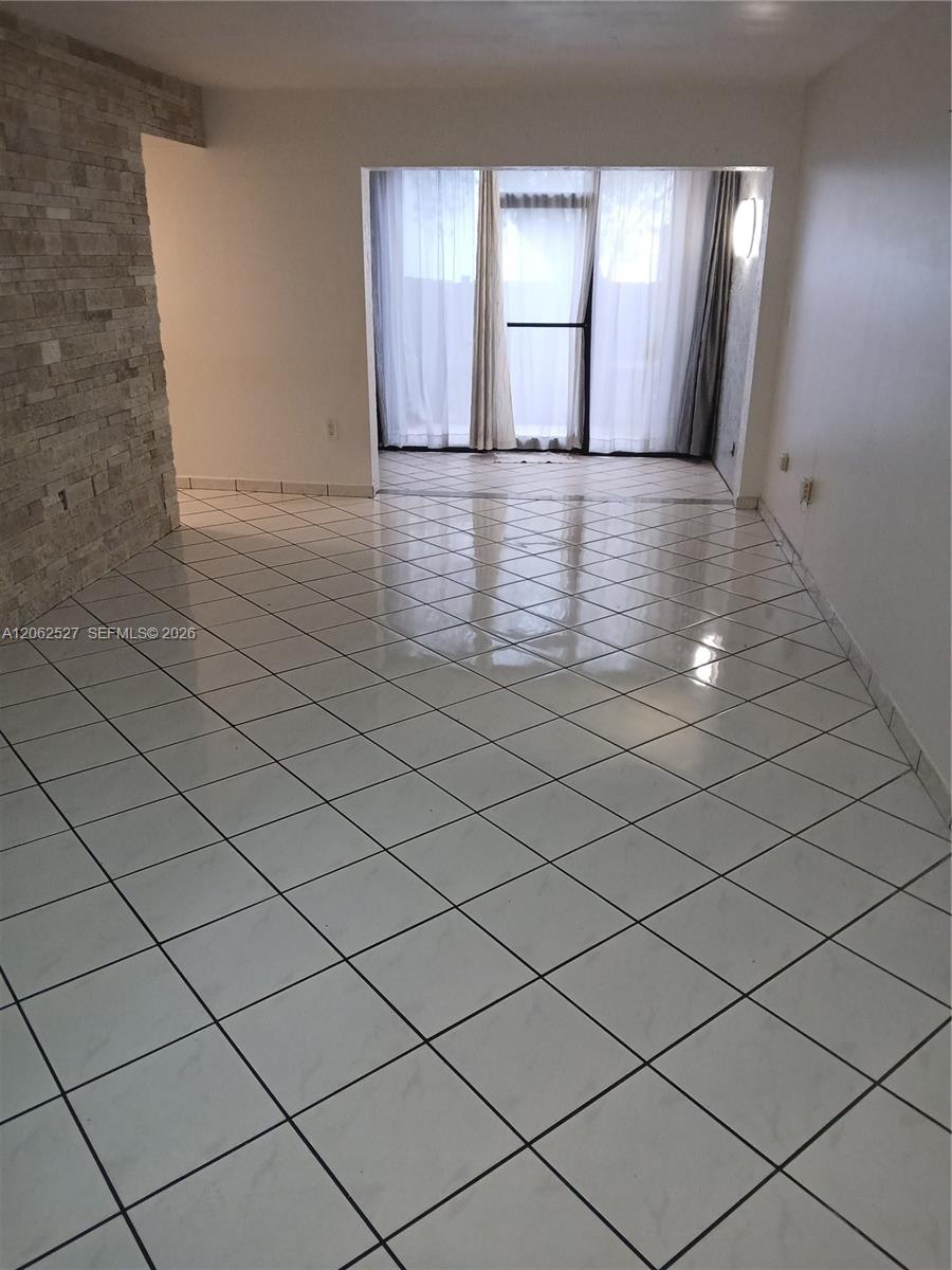 9403 Fontainebleau Boulevard 110 Property Photo 1
