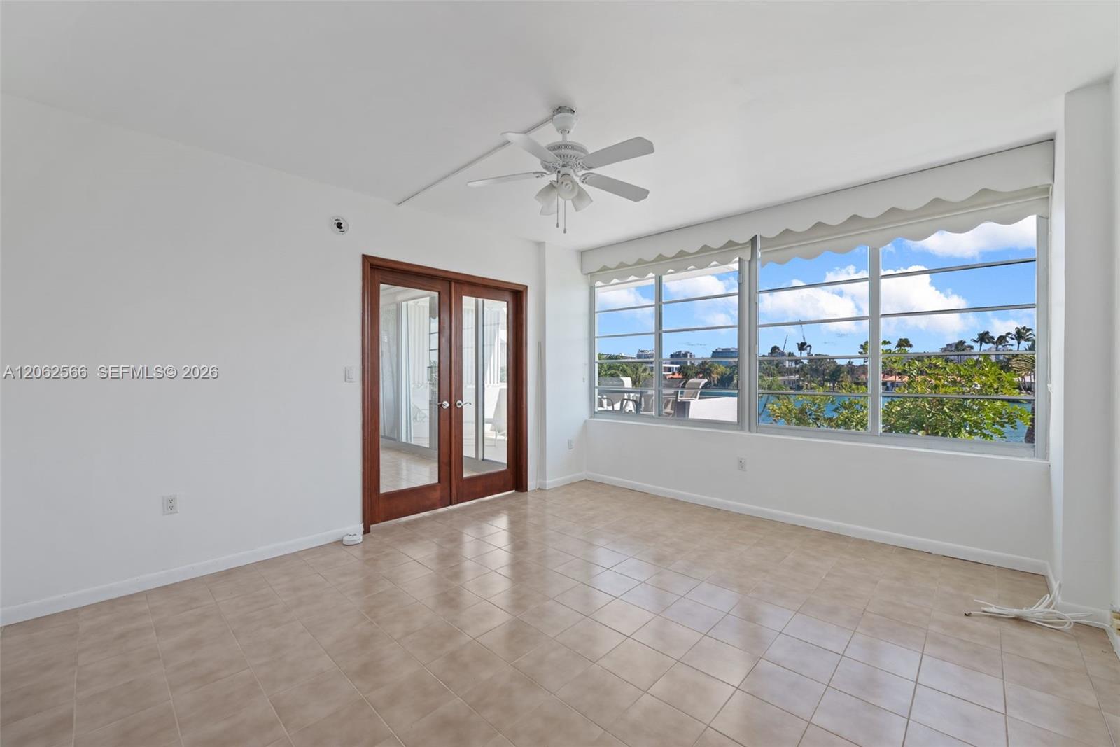 9101 E Bay Harbor Drive 204 Property Photo 10