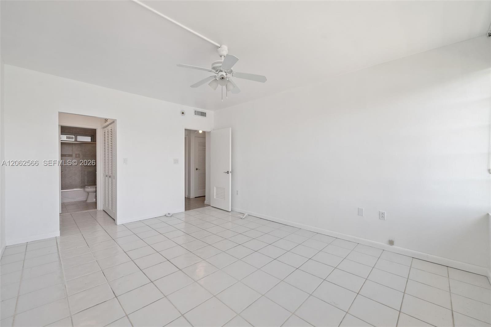 9101 E Bay Harbor Drive 204 Property Photo 15