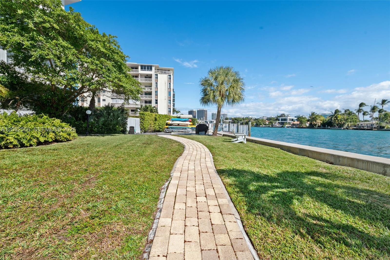 9101 E Bay Harbor Drive 204 Property Photo 20