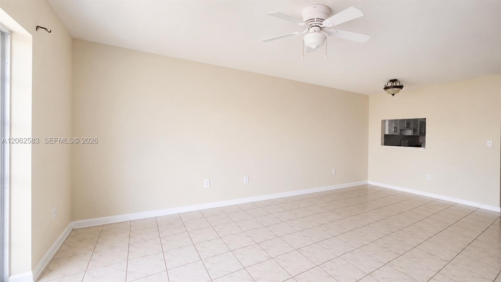 11311 Sw 200th Street 311-d Property Photo 2