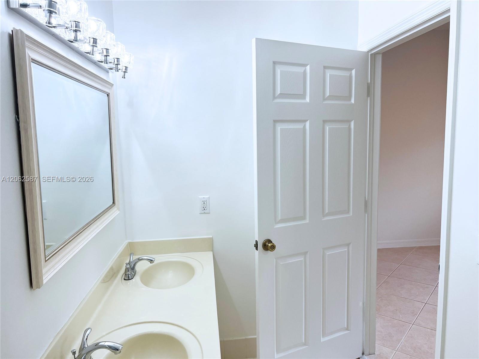 7085 Nova Drive 330 Property Photo 16