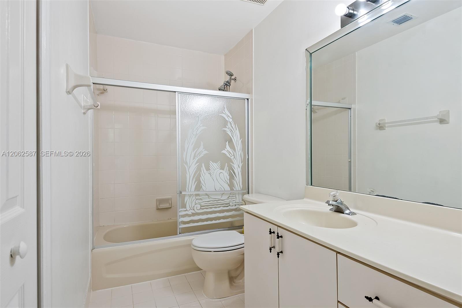 7085 Nova Drive 330 Property Photo 18
