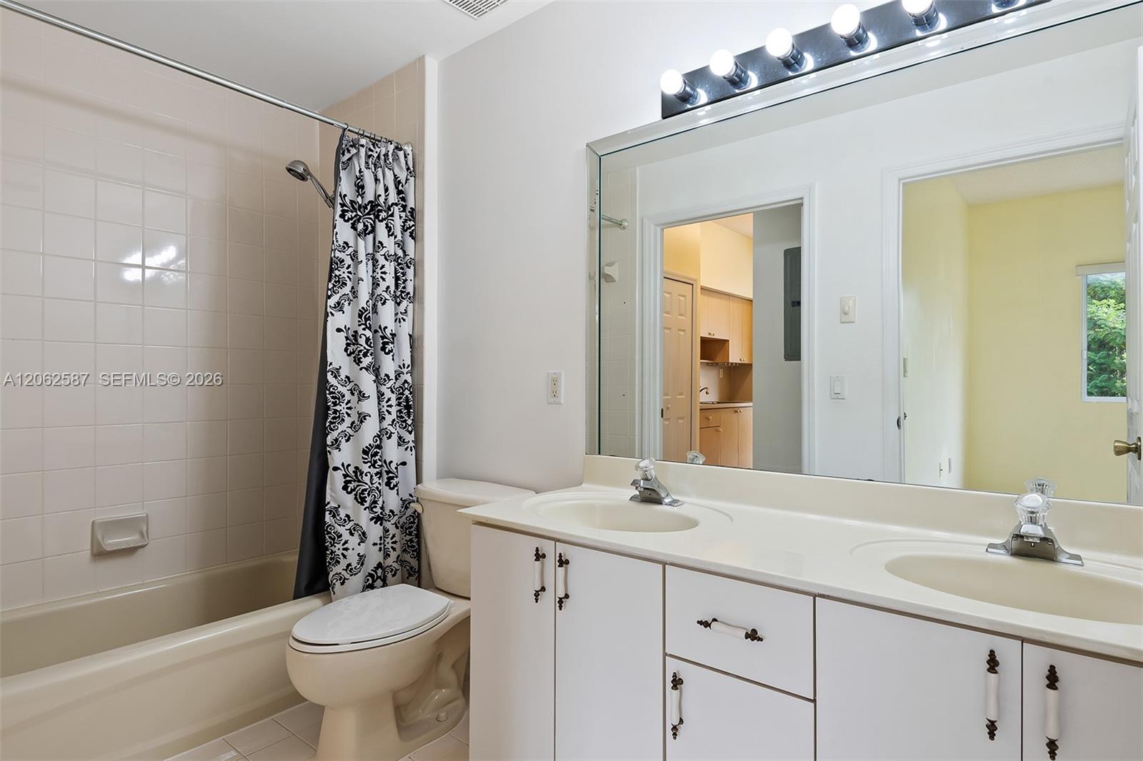 7085 Nova Drive 330 Property Photo 19