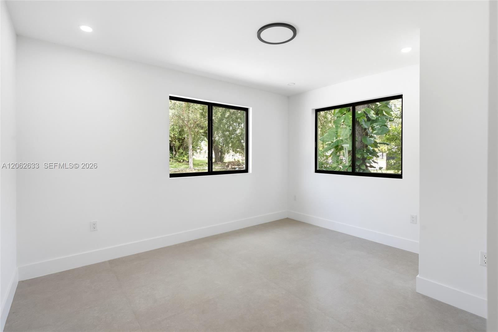 6421 Sw 59th Avenue Property Photo 28