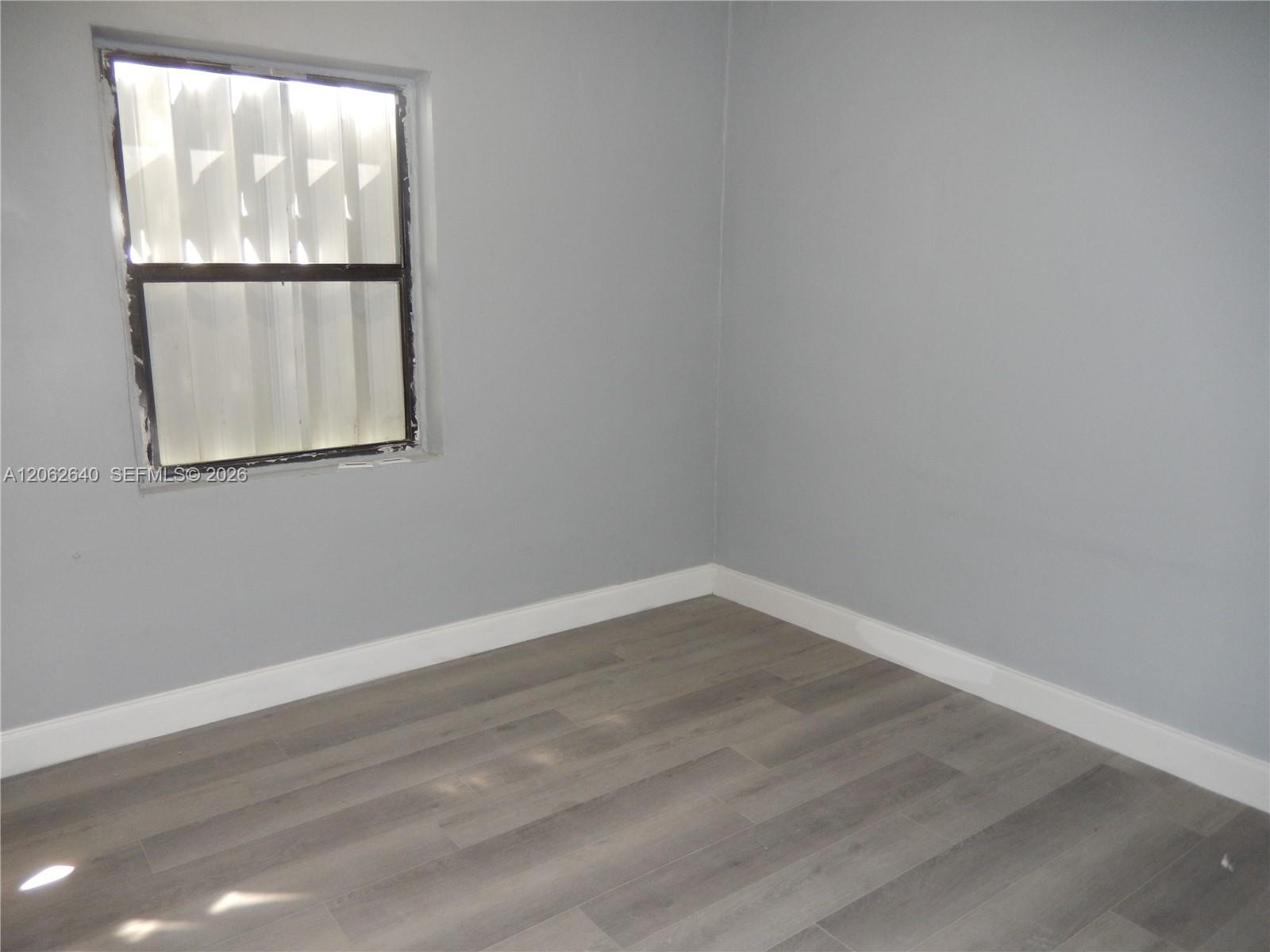 A12062640 Property Photo 5