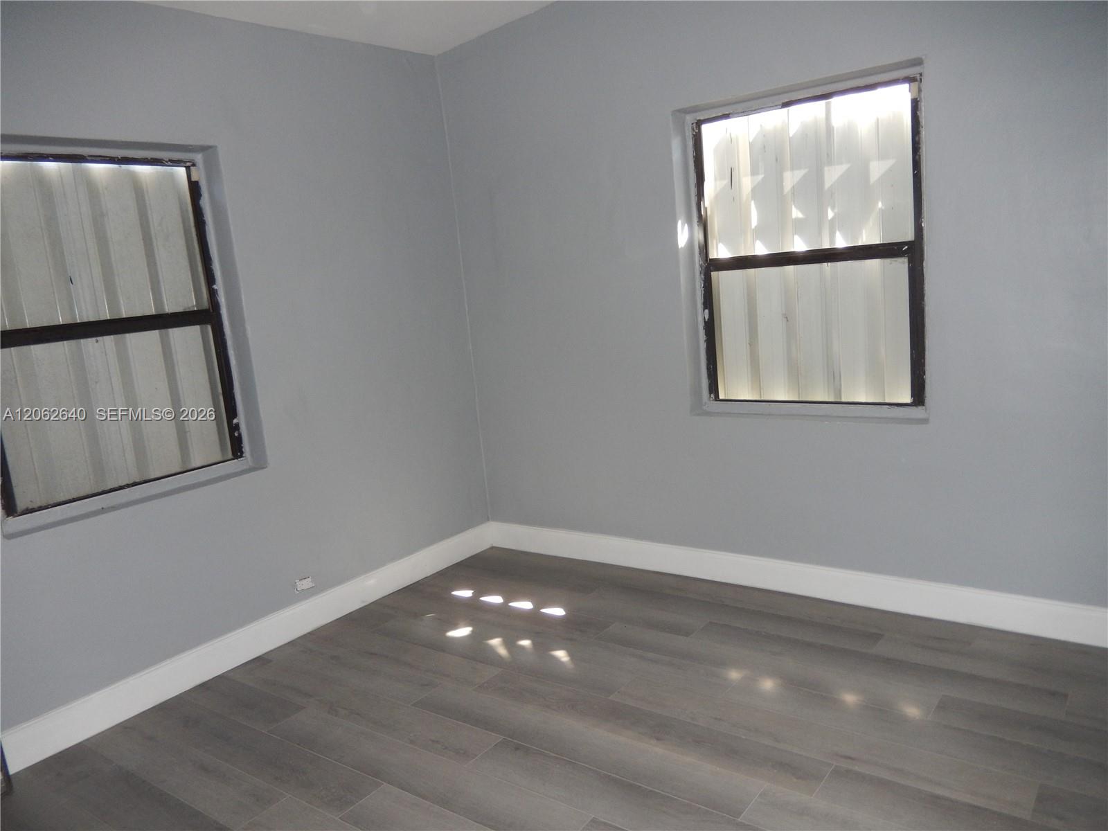 A12062640 Property Photo 10