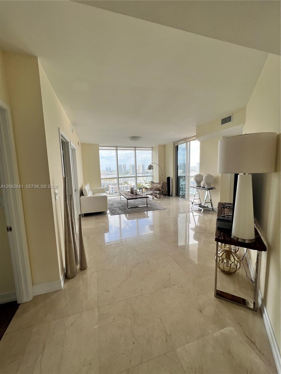18201 Collins Avenue 1801a Property Photo 37