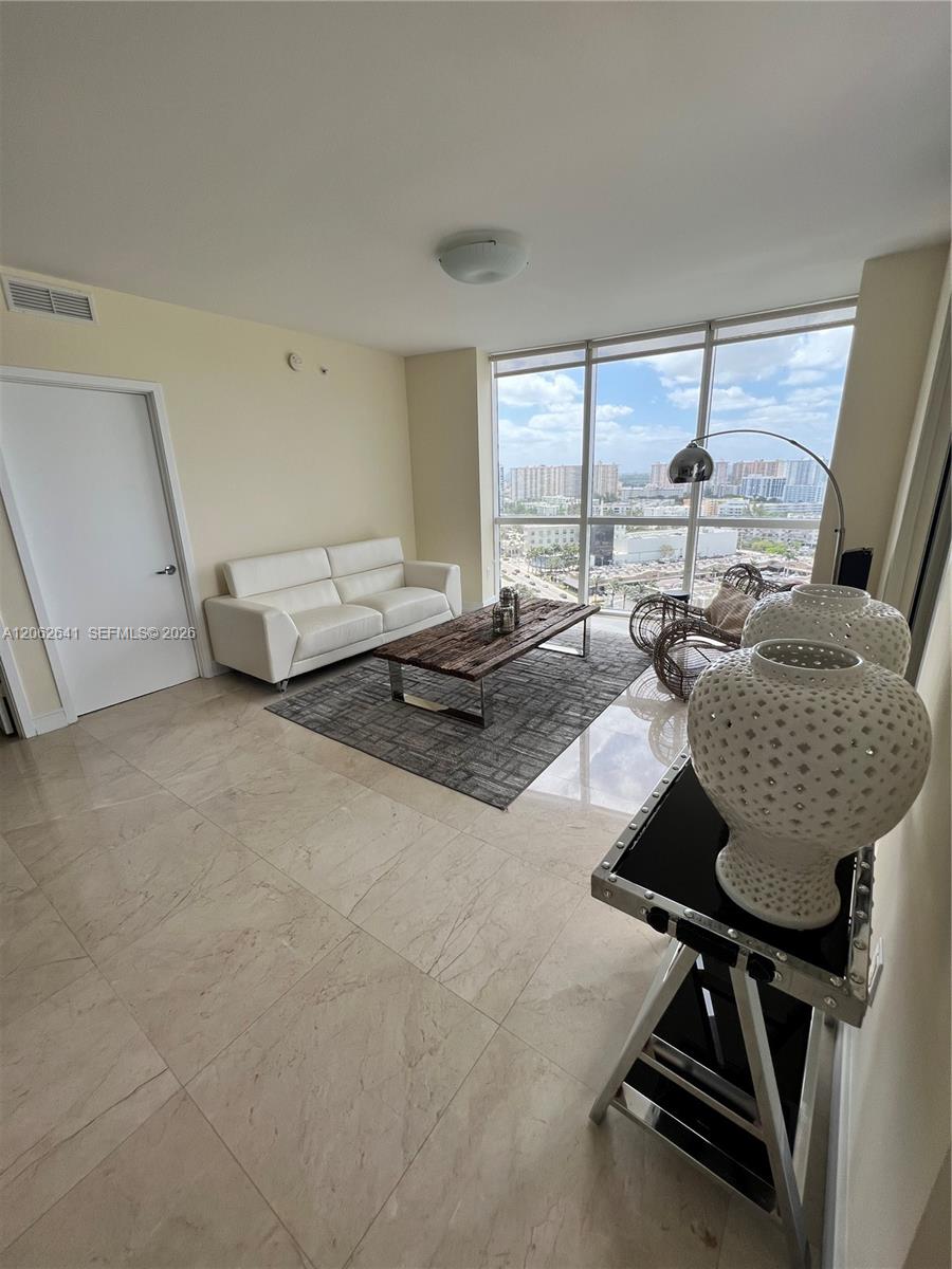 18201 Collins Avenue 1801a Property Photo 40