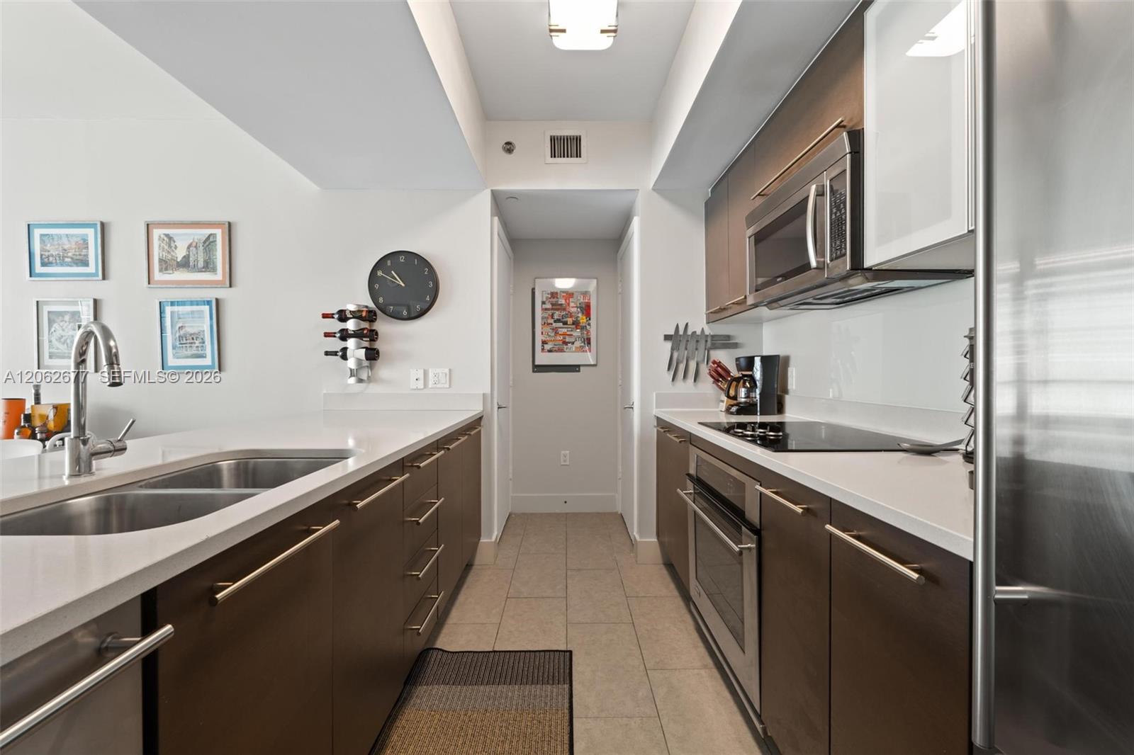 500 Brickell Avenue 1405 Property Photo 10