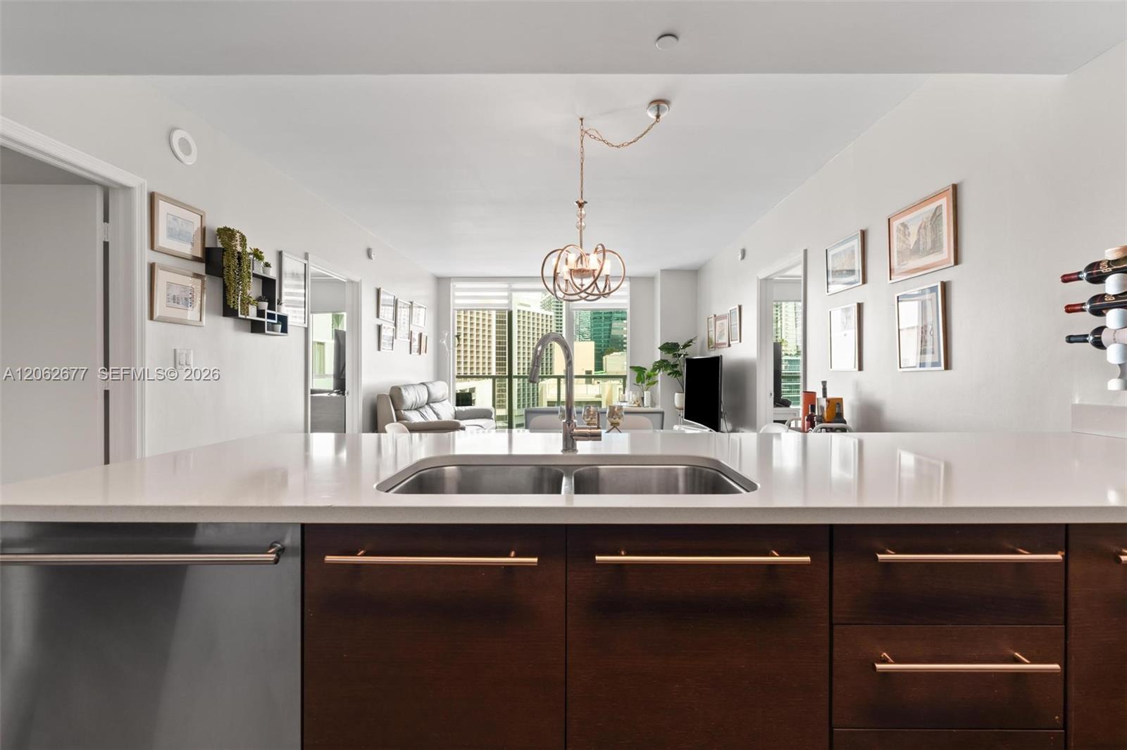 500 Brickell Avenue 1405 Property Photo 11