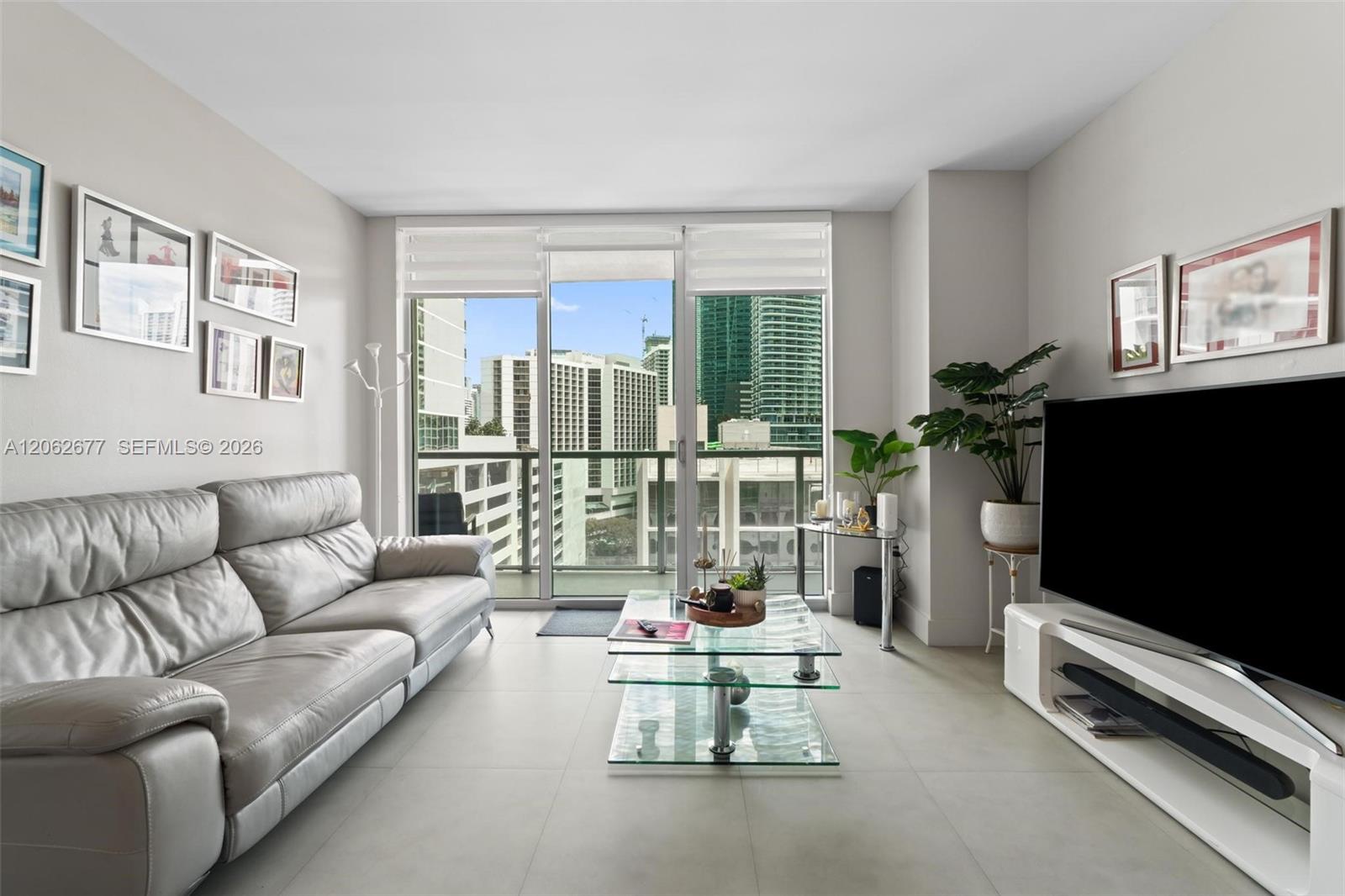 500 Brickell Avenue 1405 Property Photo 20