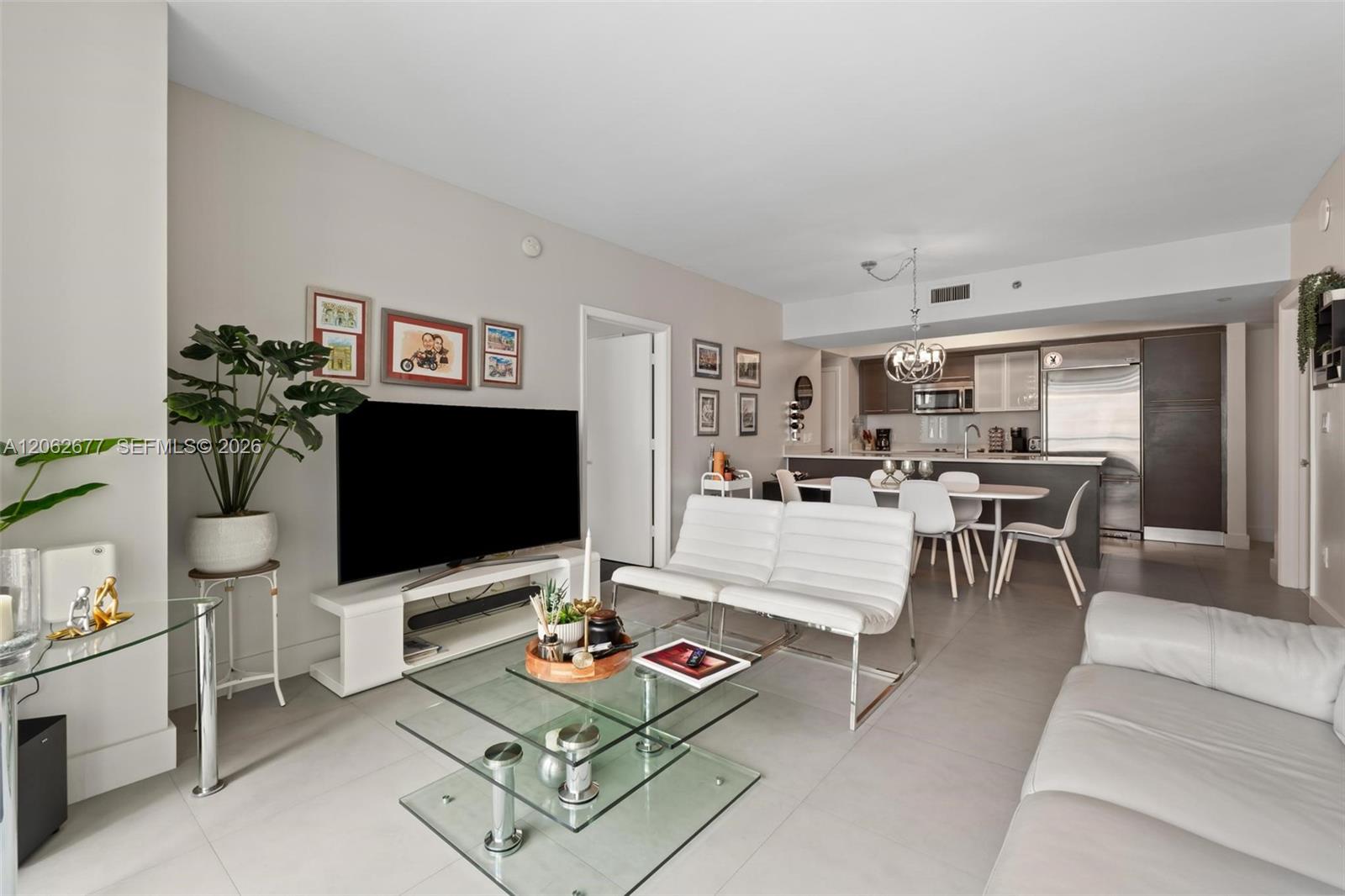500 Brickell Avenue 1405 Property Photo 21