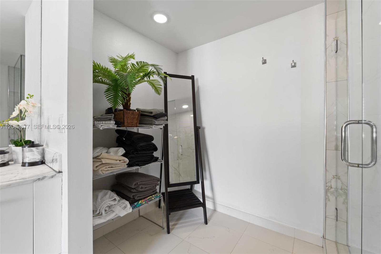 500 Brickell Avenue 1405 Property Photo 28