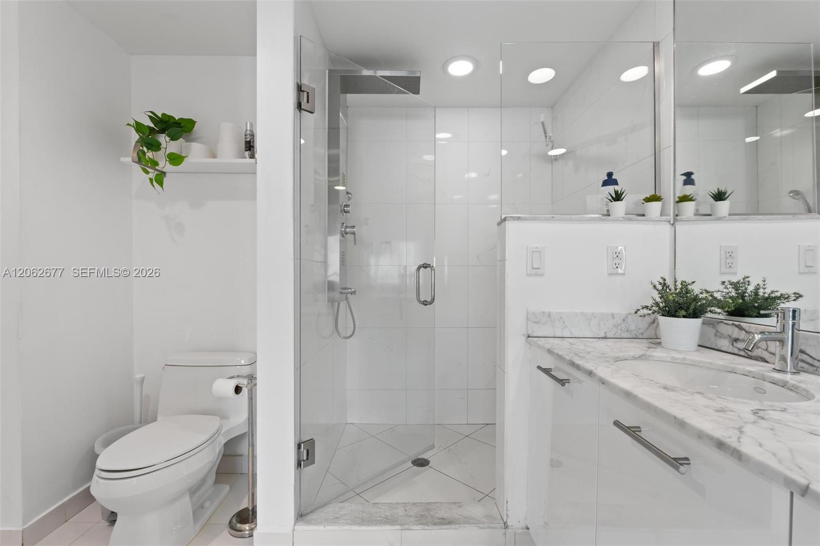 500 Brickell Avenue 1405 Property Photo 33
