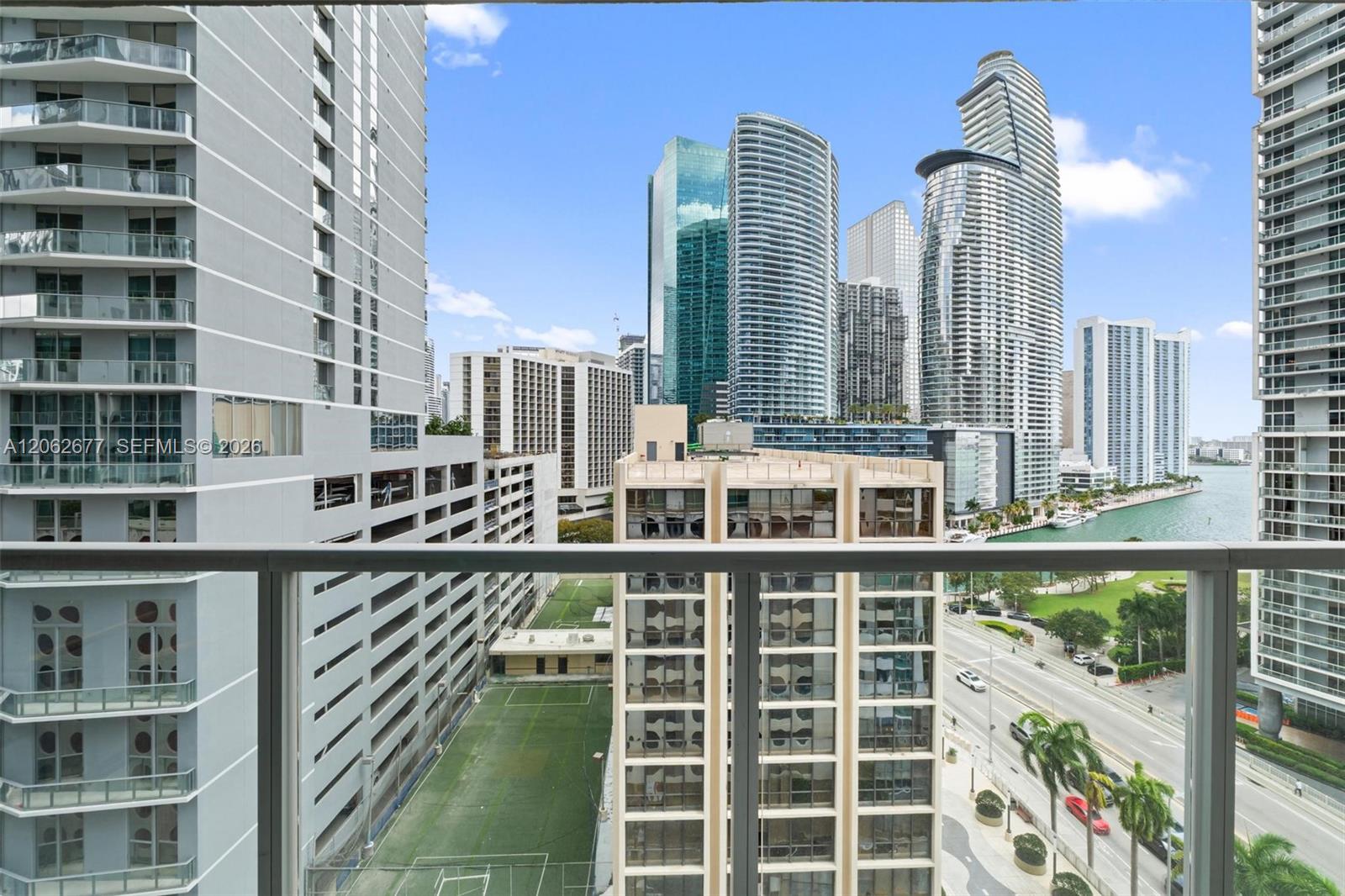 500 Brickell Avenue 1405 Property Photo 35