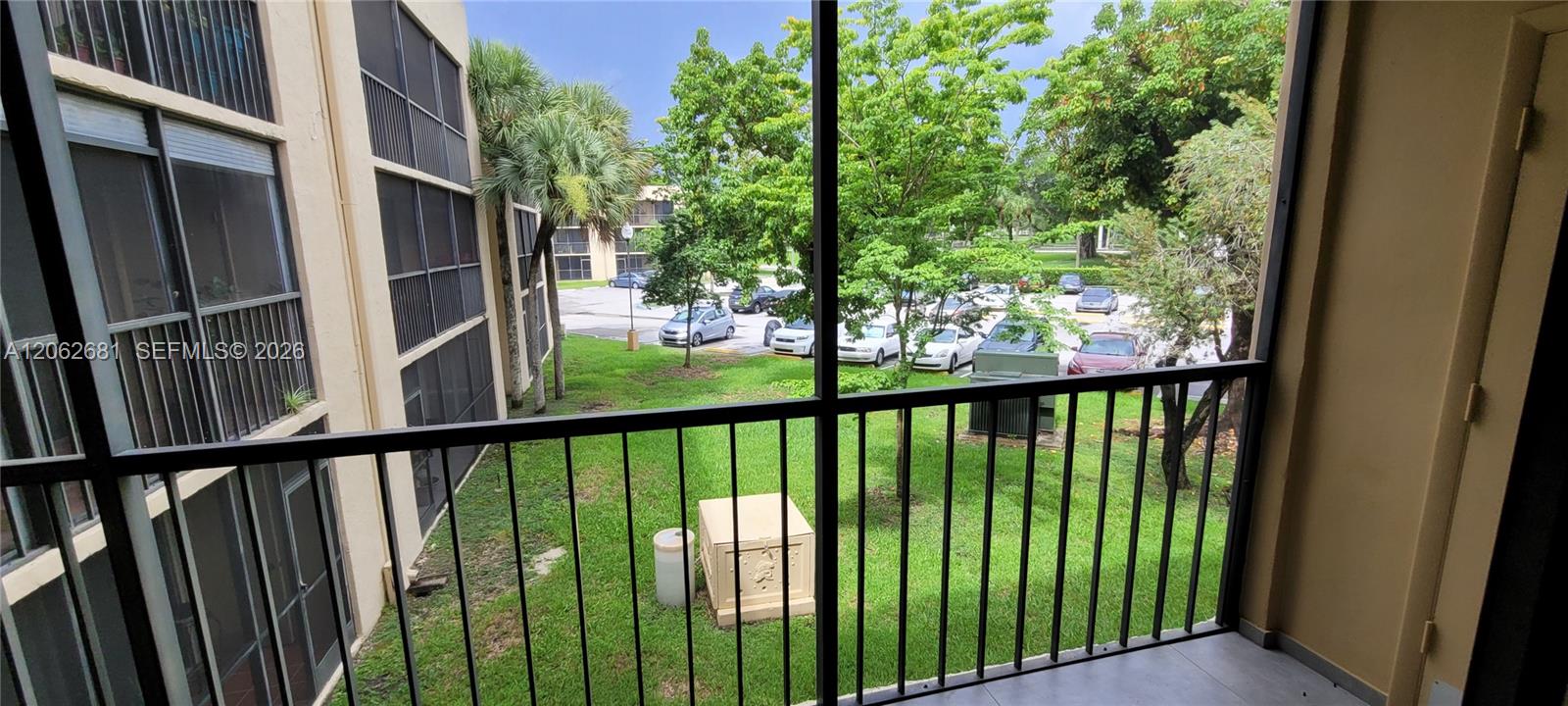 8005 SW 107th Avenue 222 Property Photo 1