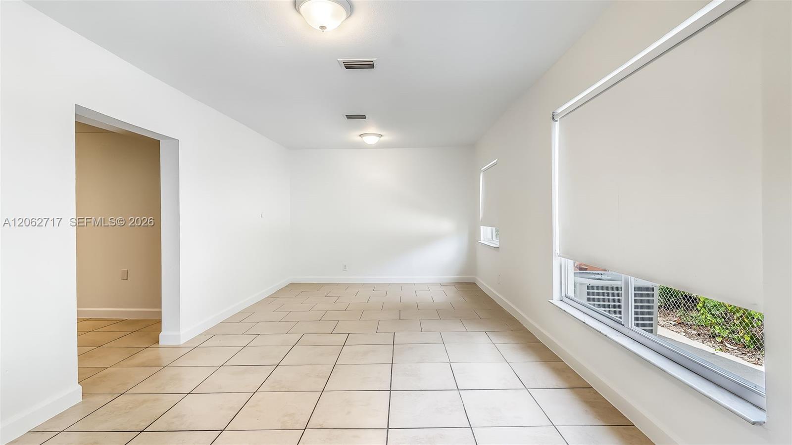 117 E 10th Street Property Photo 33