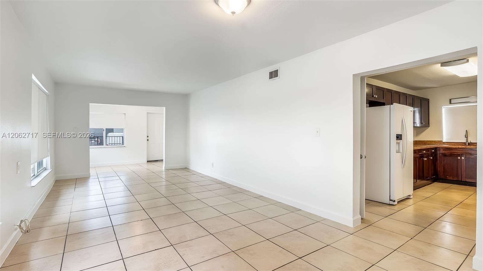 117 E 10th Street Property Photo 34