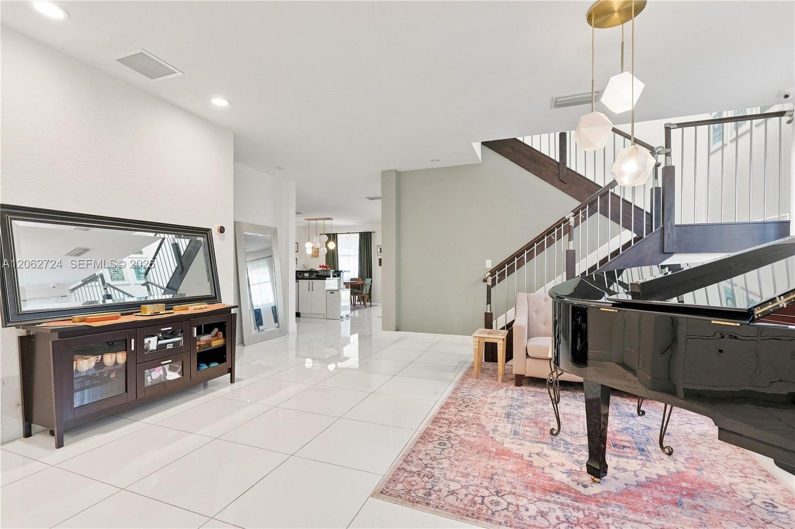 A12062724 Property Photo 7