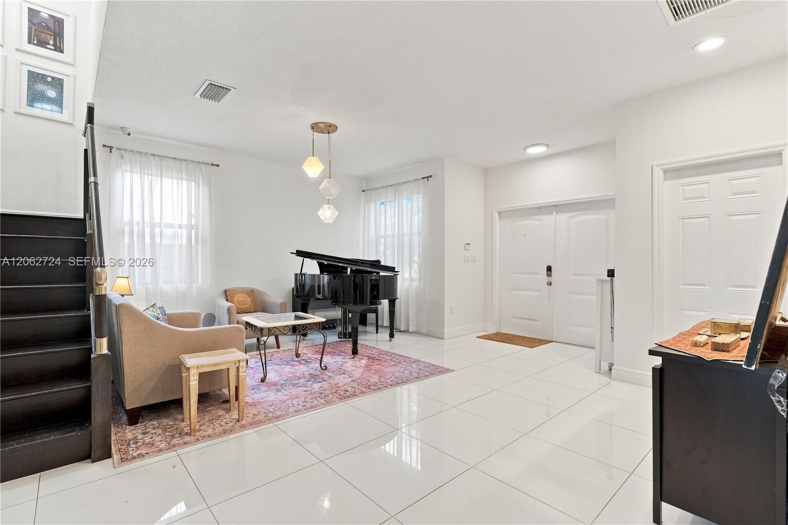A12062724 Property Photo 8