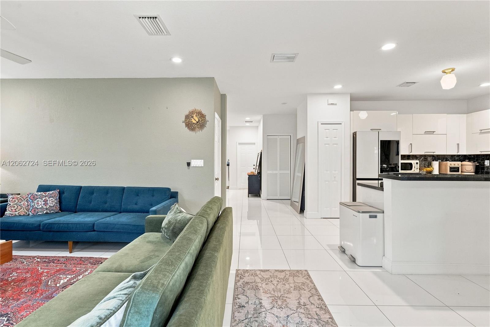 A12062724 Property Photo 39