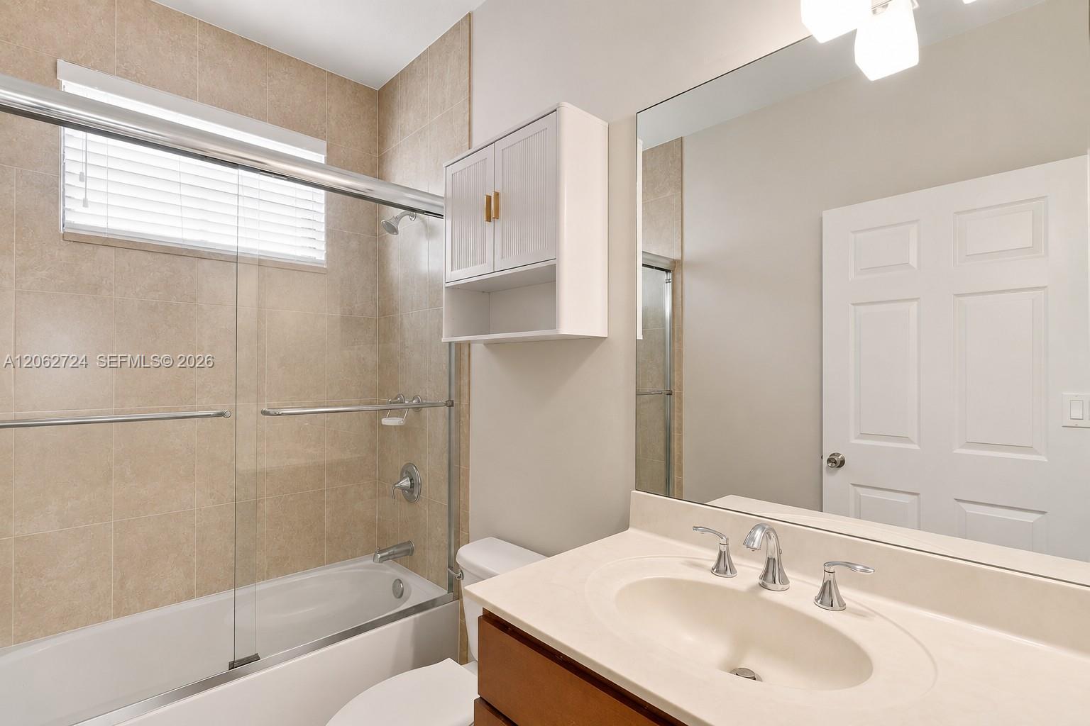 A12062724 Property Photo 41