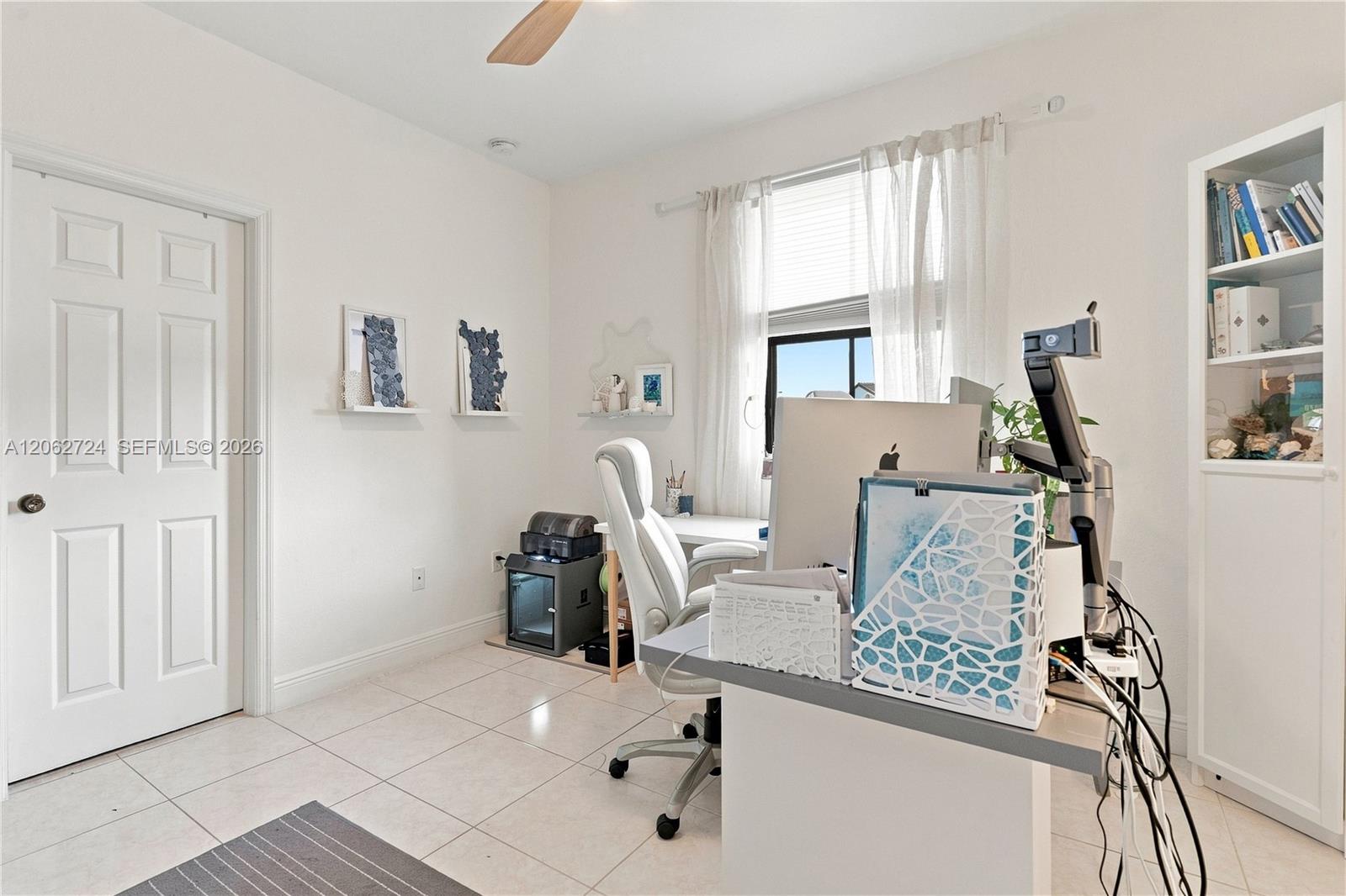 A12062724 Property Photo 57