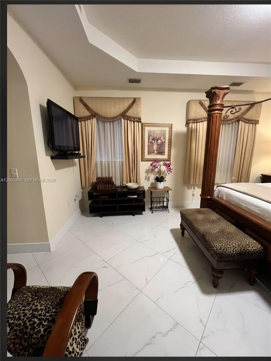 A12062809 Property Photo 30