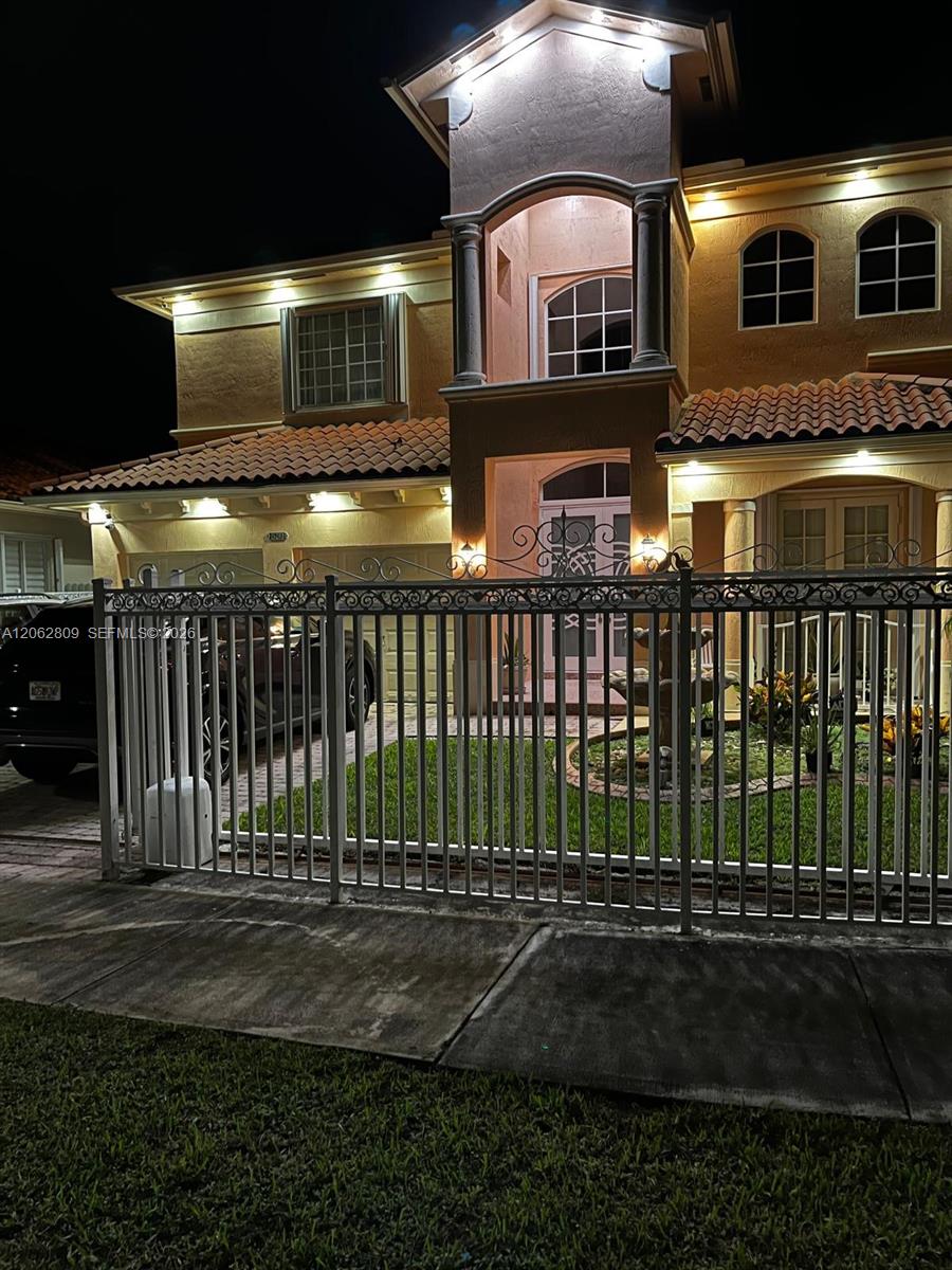 A12062809 Property Photo 33