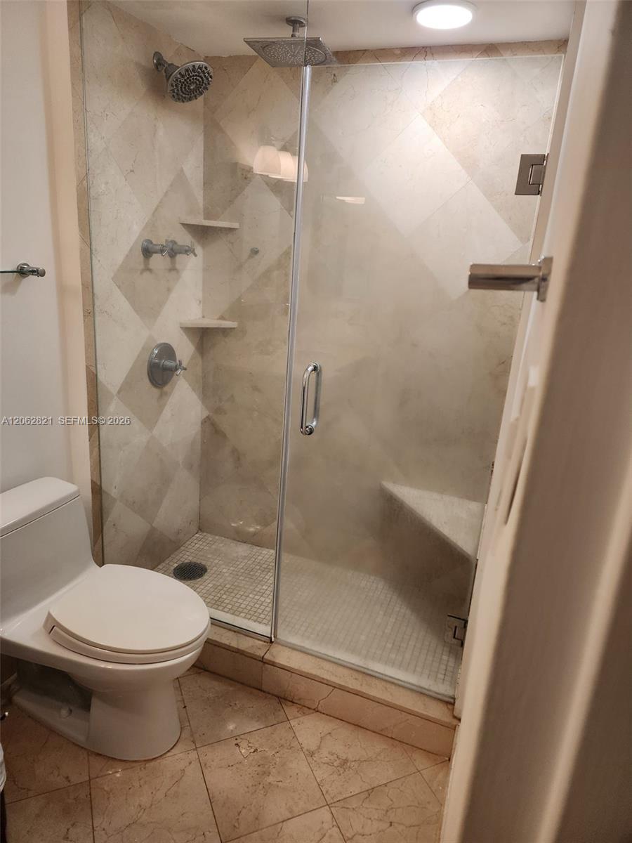 2451 Brickell Avenue 17u Property Photo 8