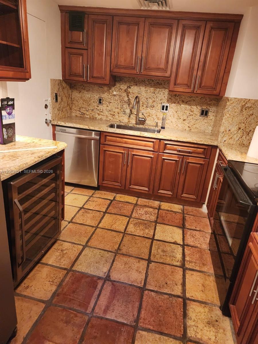 2451 Brickell Avenue 17u Property Photo 10