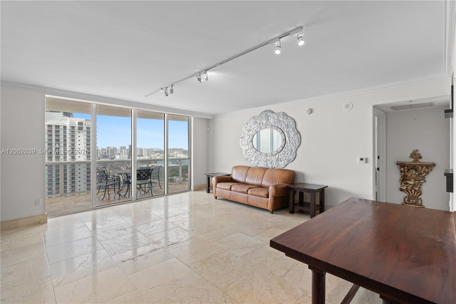 18911 Collins Avenue 2103 Property Photo 6