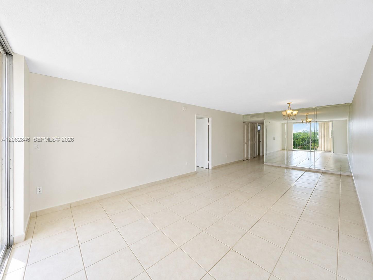 7921 Byron Avenue 404 Property Photo 6