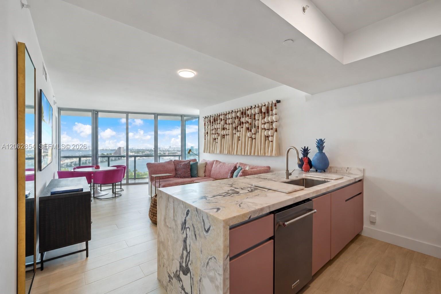 888 Biscayne Boulevard 2009 Property Photo 1