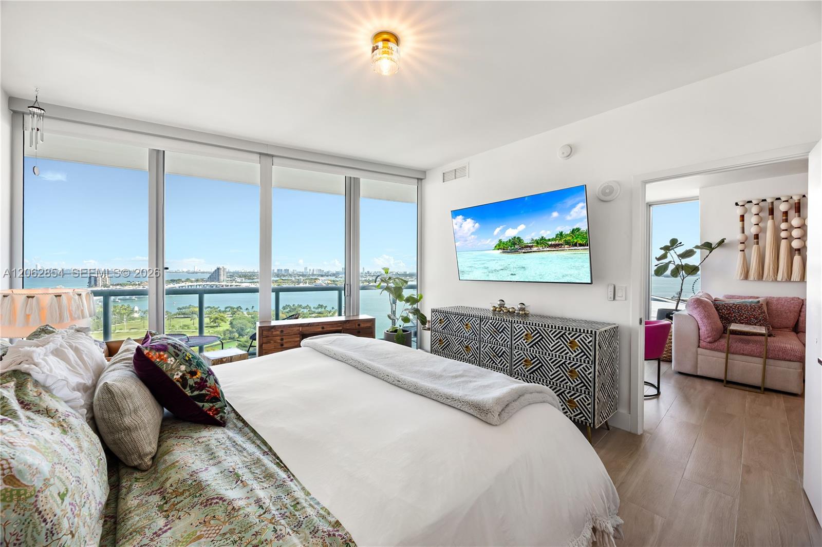 888 Biscayne Boulevard 2009 Property Photo 2