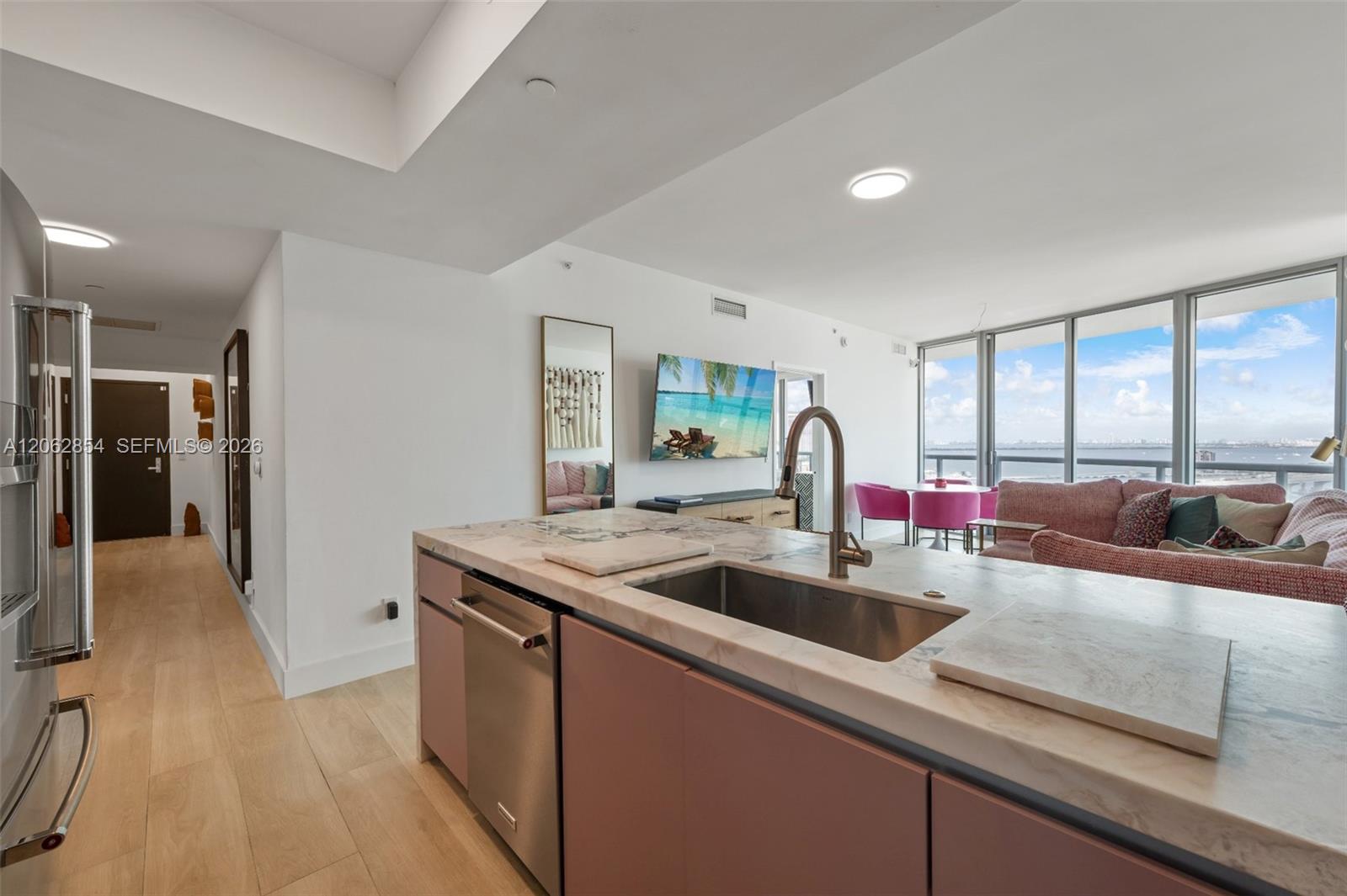 888 Biscayne Boulevard 2009 Property Photo 13
