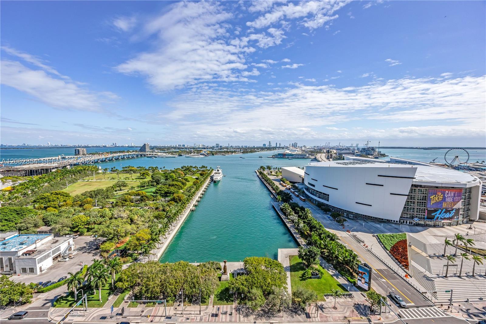 888 Biscayne Boulevard 2009 Property Photo 14