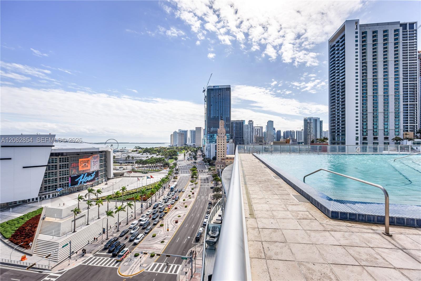 888 Biscayne Boulevard 2009 Property Photo 18