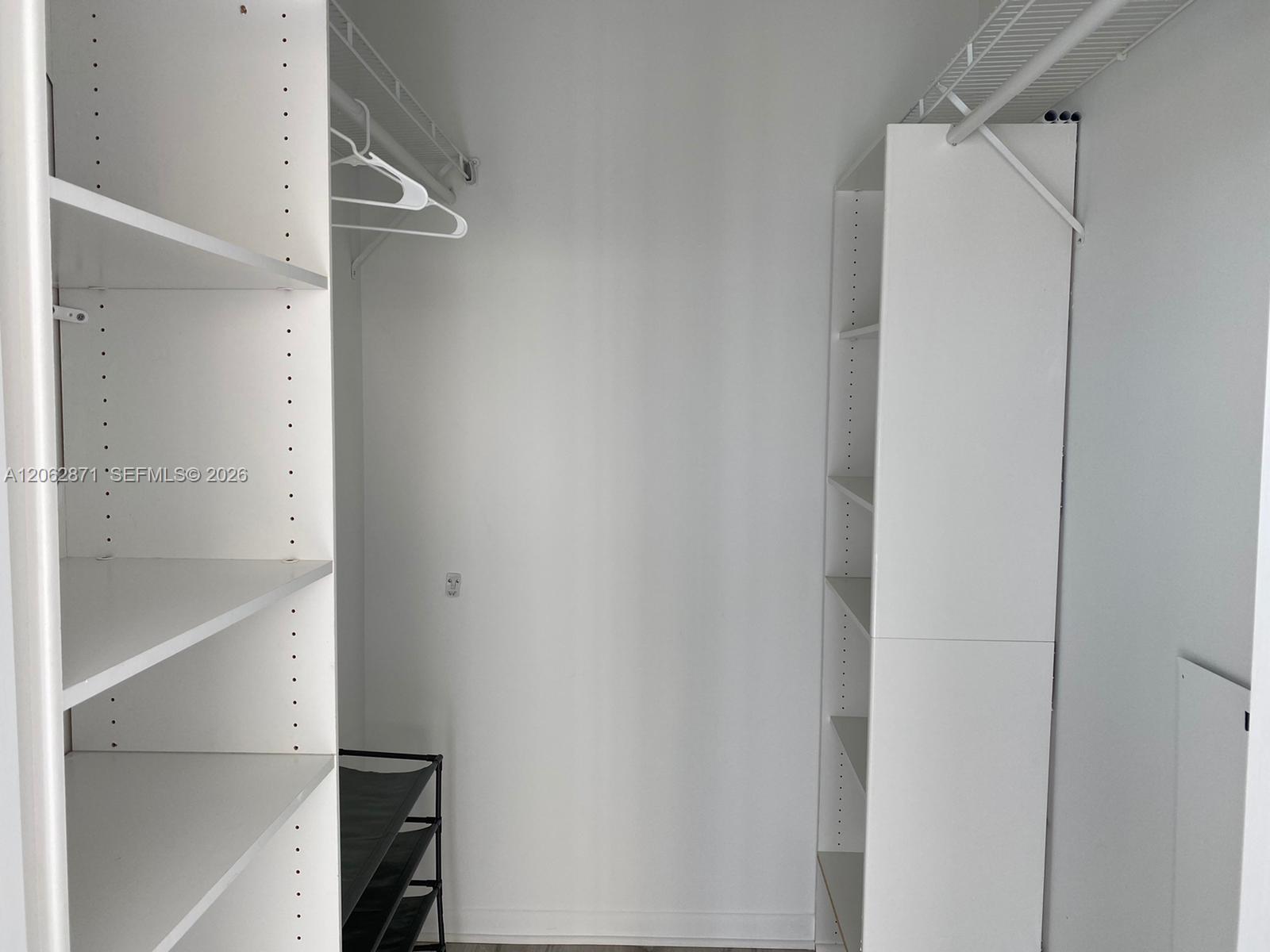 A12062871 Property Photo 9