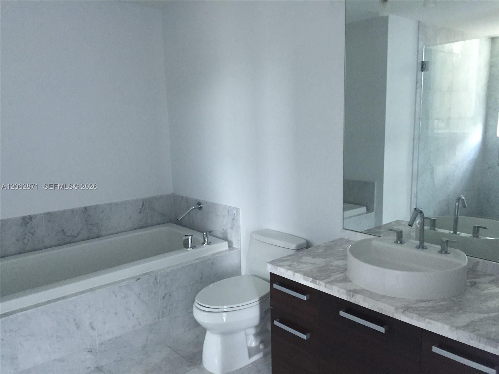 A12062871 Property Photo 11
