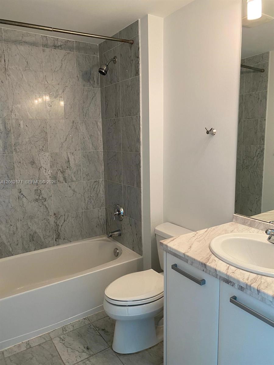 A12062871 Property Photo 29