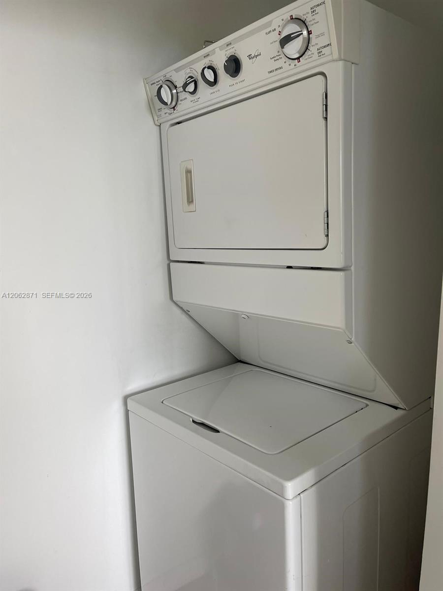 A12062871 Property Photo 35
