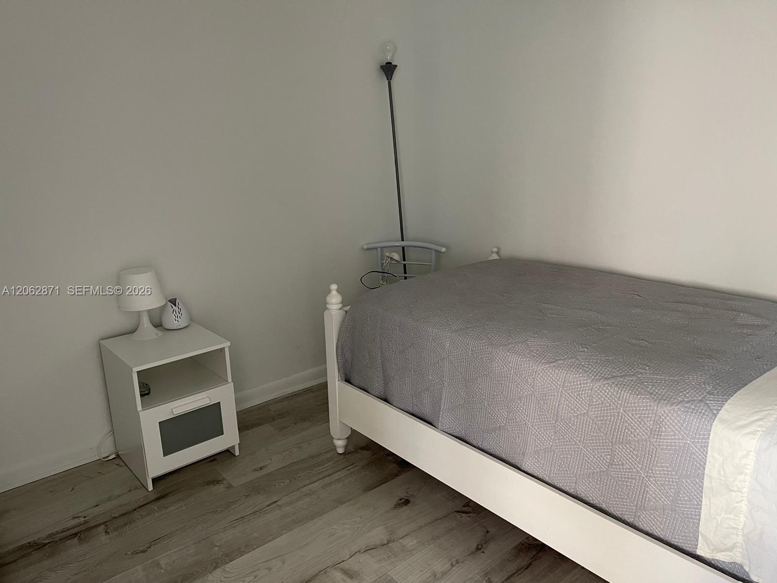 A12062871 Property Photo 42