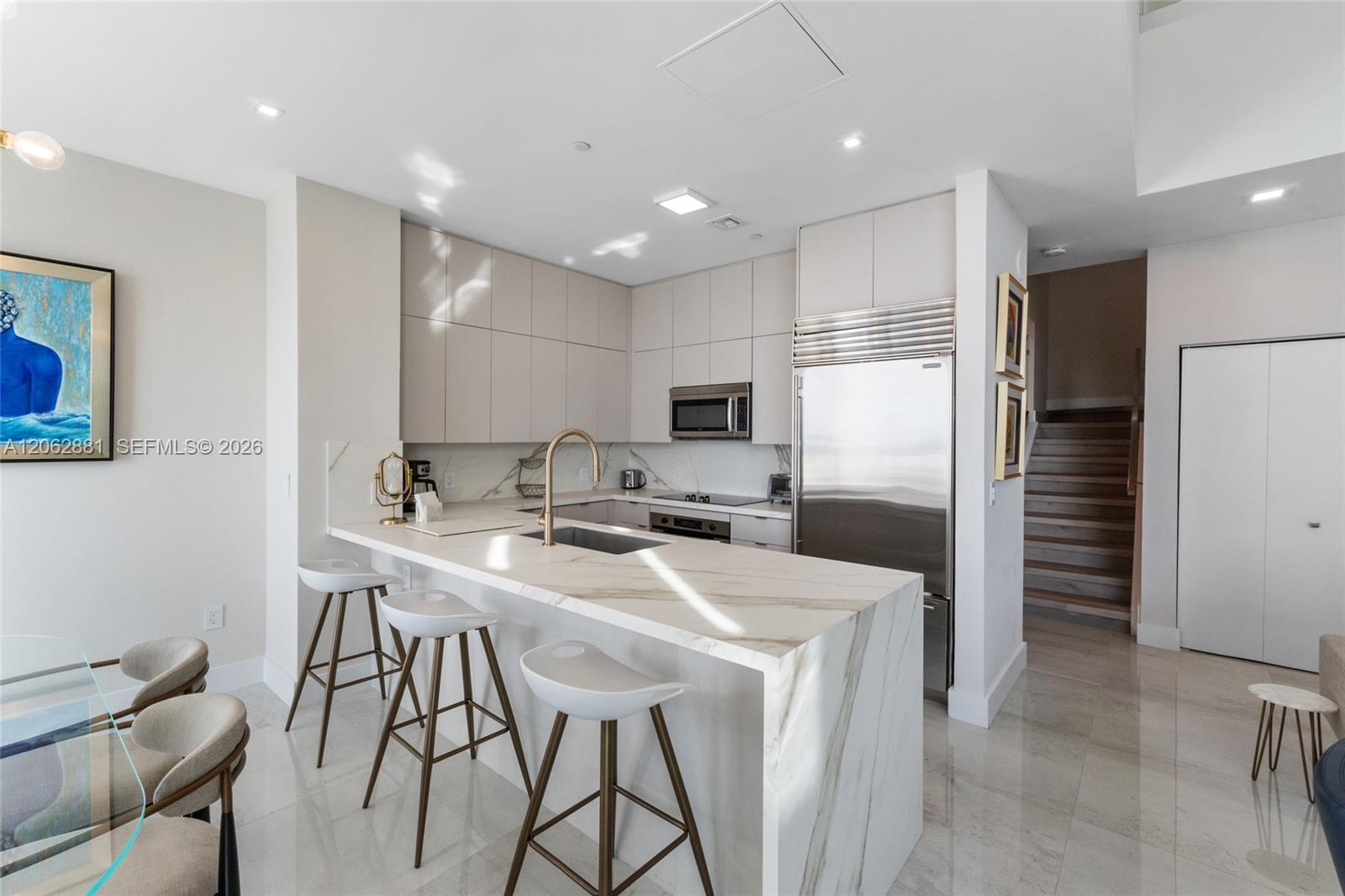 950 Brickell Bay Drive 5507 Property Photo 6