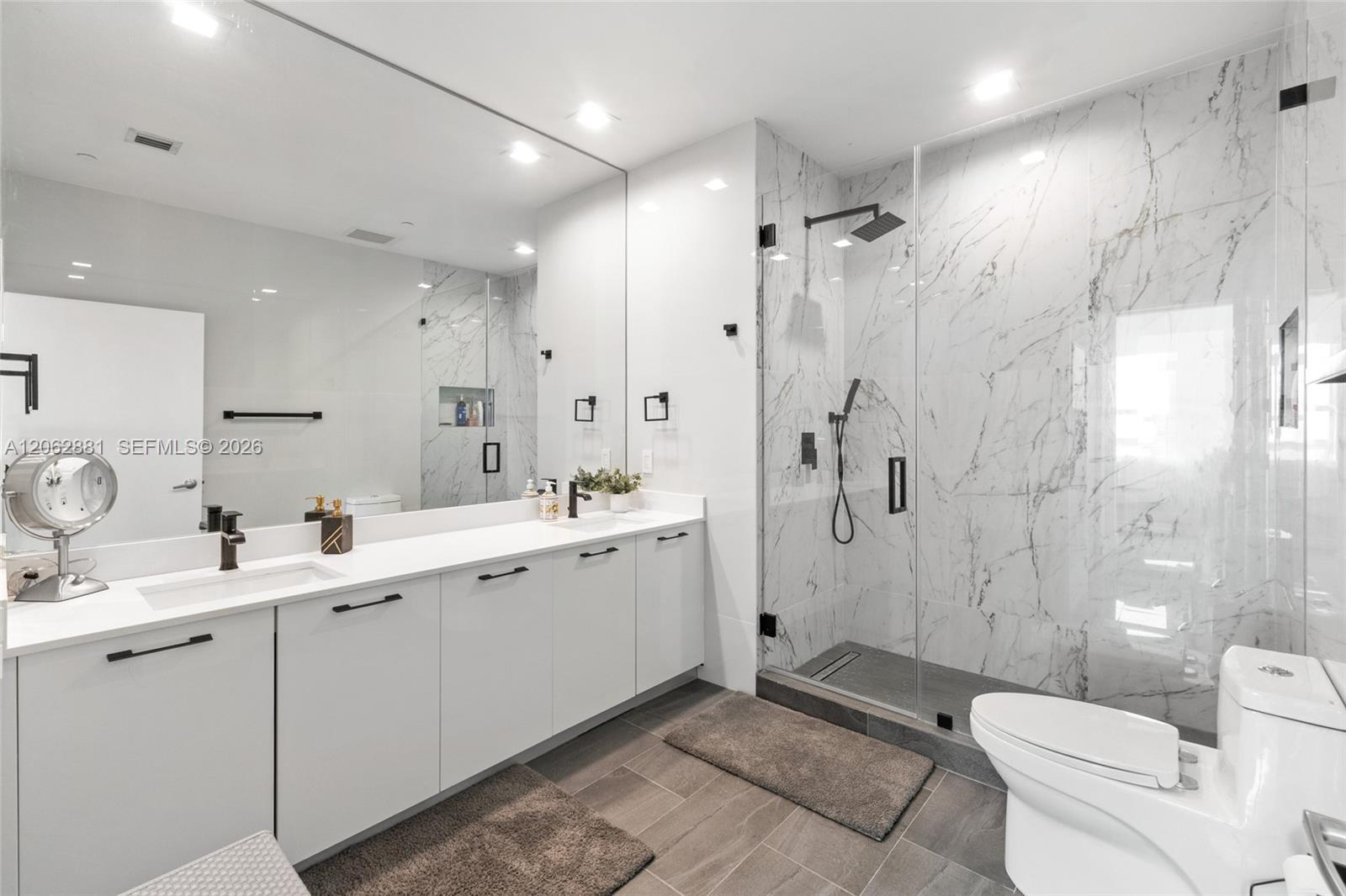 950 Brickell Bay Drive 5507 Property Photo 17