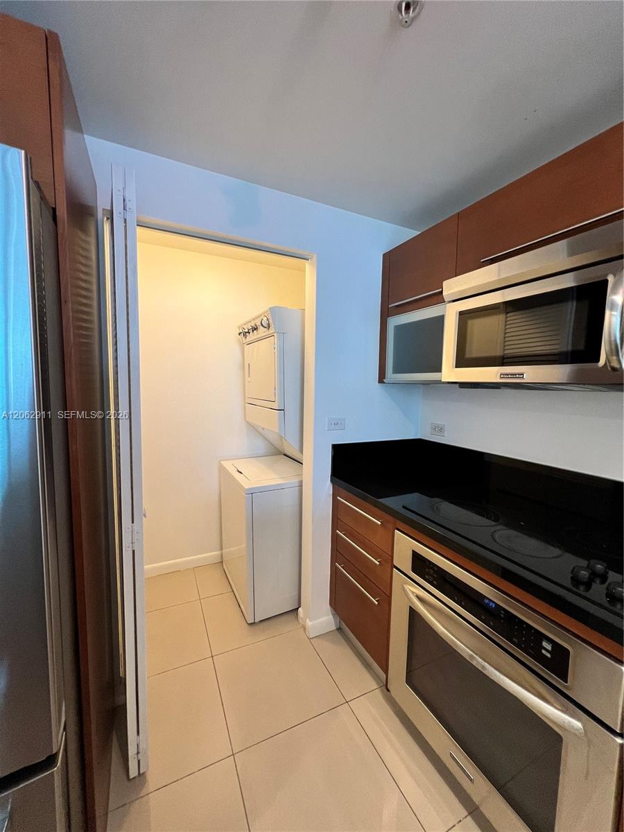 244 Biscayne Boulevard 2609 Property Photo 5
